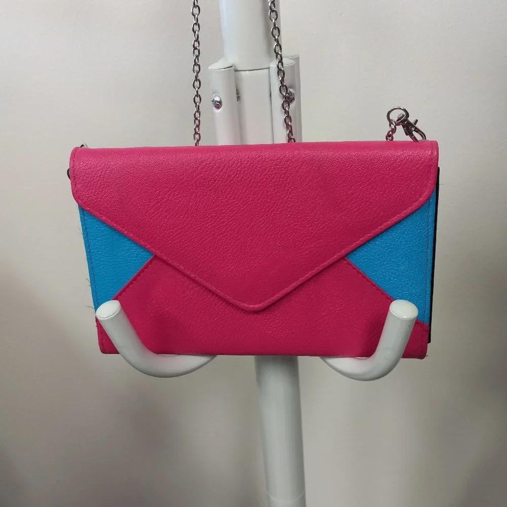 CLEARANCE - 💕💙Pink & Blue Mini Purse - Picture 2 of 8